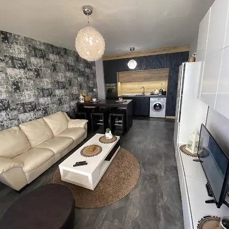 Lovely Cozy Apartment